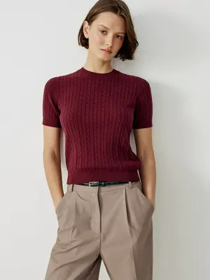 бордовый