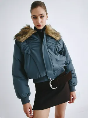 Короткая куртка с меховым воротником SELA Young, арт. 2249