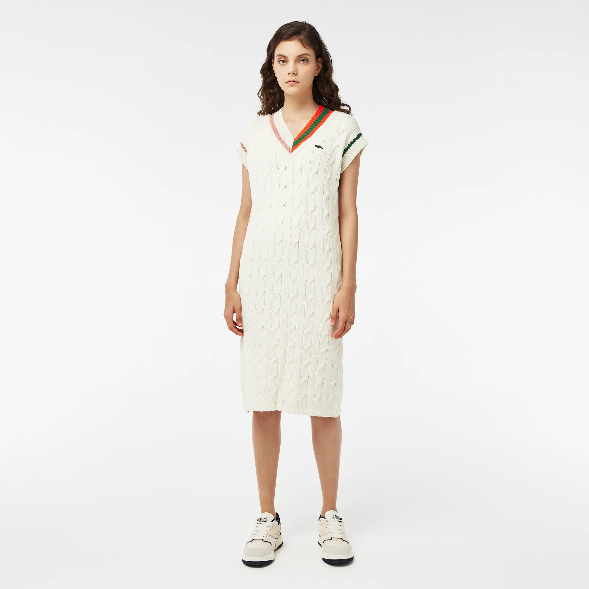 Платье Lacoste с орнаментом и V-образным вырезом, белый, арт. EF2421