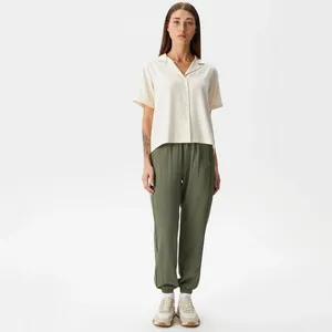 Женские брюки-джоггеры Lacoste на эластичном поясе, зеленый, арт. HF0407