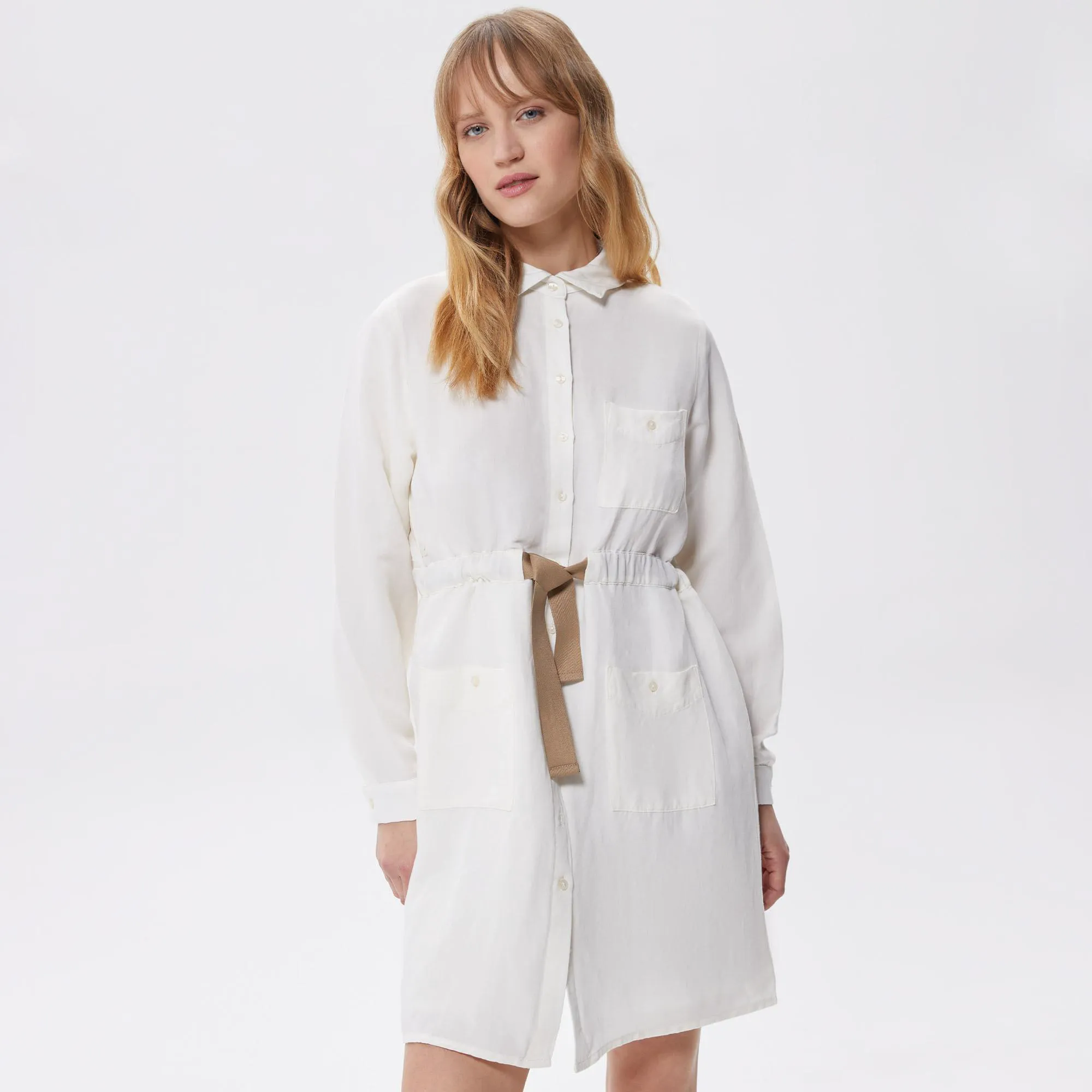 Женское платье Lacoste Relaxed Fit с поясом, белый, арт. EF0334