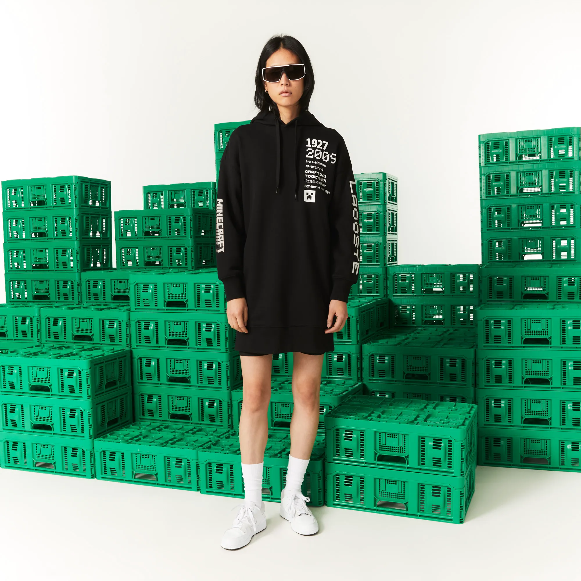 Платье Lacoste L!VE х Minecraft из органического флиса, черный, арт. EF6297