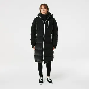 Женская стеганая куртка-пуховик Lacoste с капюшоном, черный, арт. BF2425