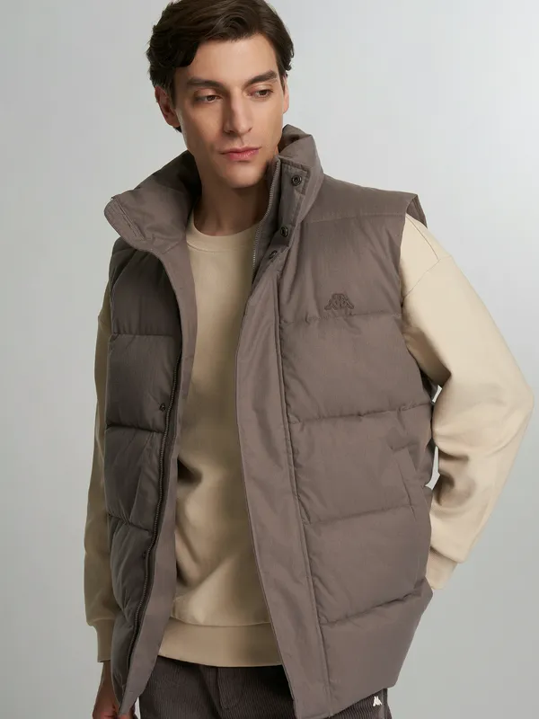 Жилет утепленный Robe di Kappa свободного кроя, коричневый, арт. 145692R2Y-T3