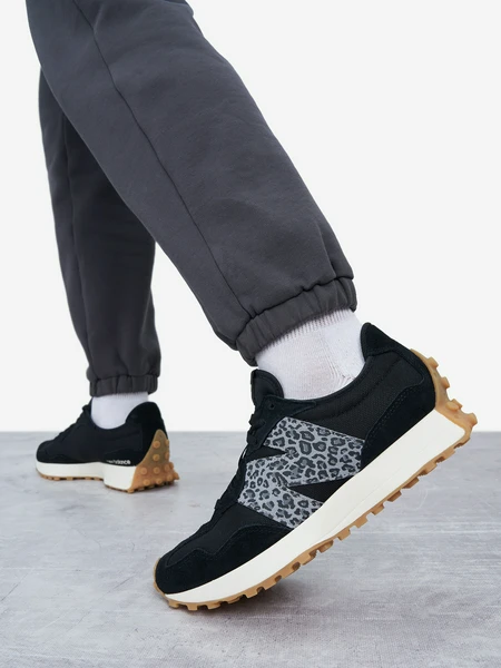 Кроссовки New Balance 327, черный, арт. WS327LPCN04