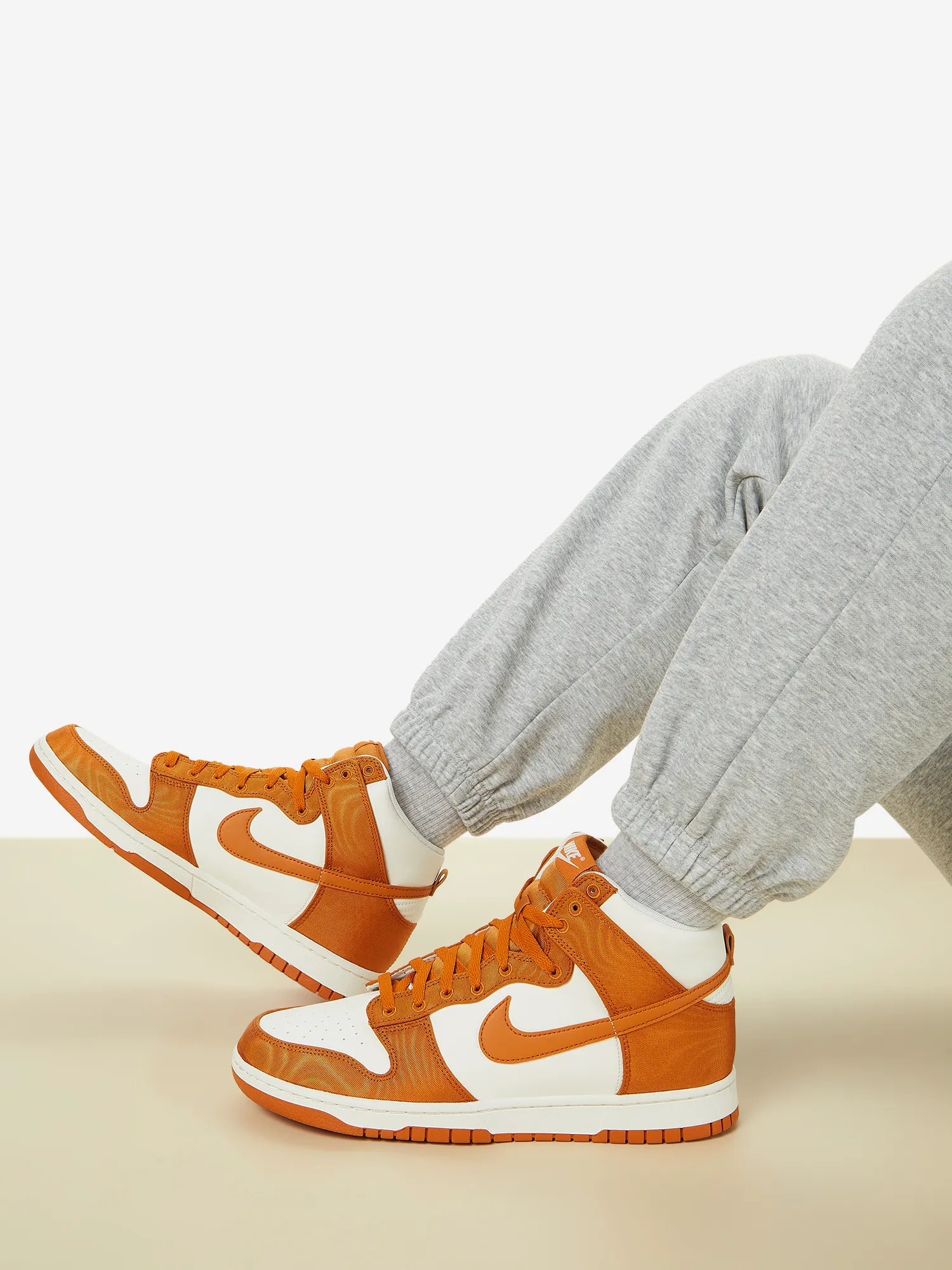 Кеды Nike Dunk High Retro Se, оранжевый, арт. DV7223N06-800