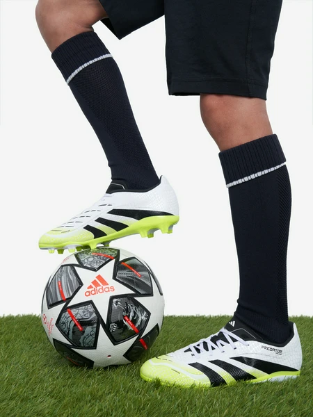 Бутсы adidas Predator League, белый, арт. JI1125A01