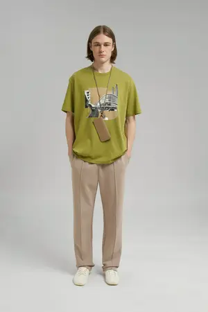зеленый (оливковый)