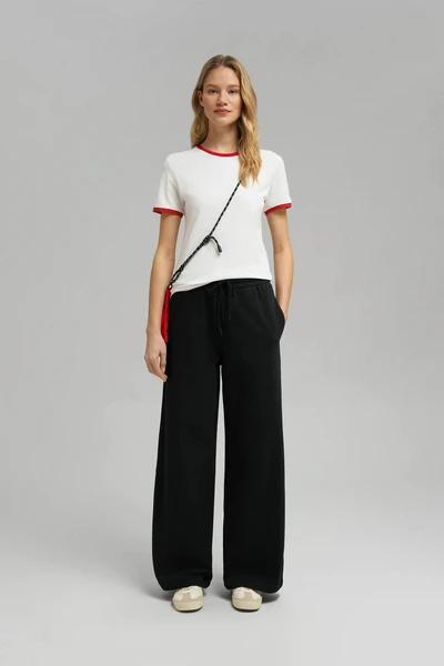 Футболка slim fit FINN FLARE, белый, арт. FBF110134
